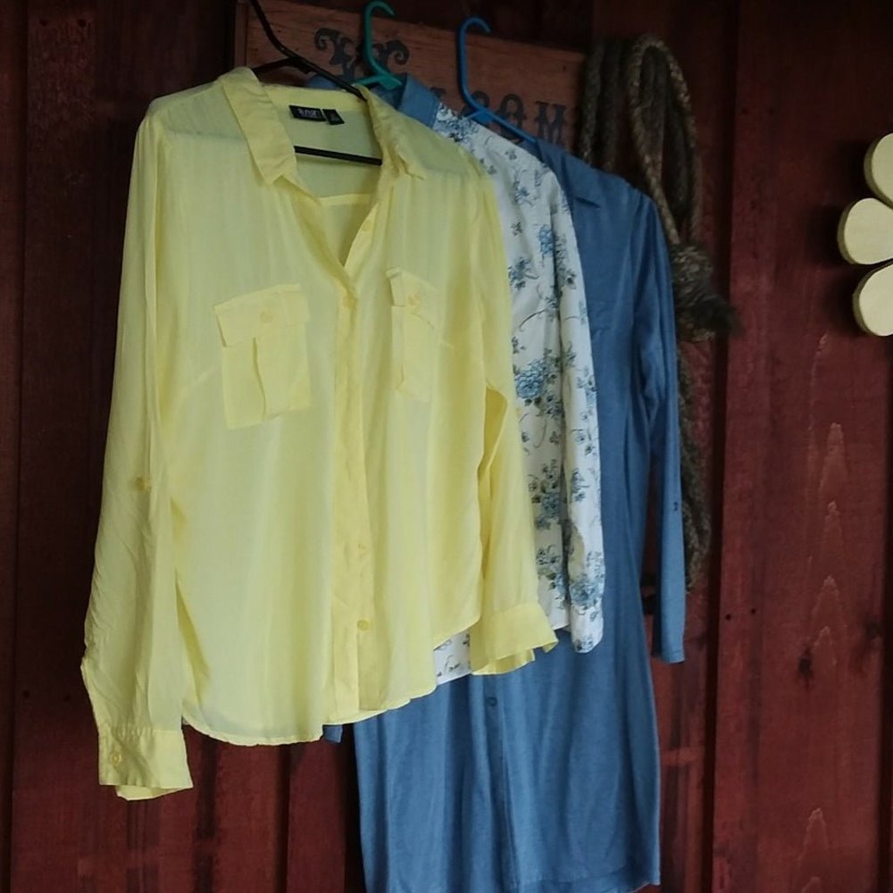 Size L women's clothing bundle